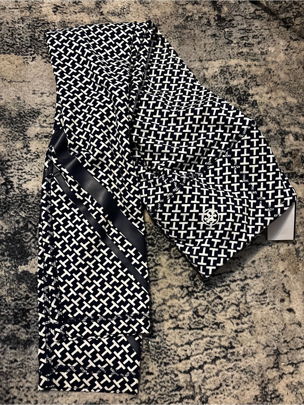 Tory Sport Navy and White Geometric Print Leggings - Picture 2 of 2